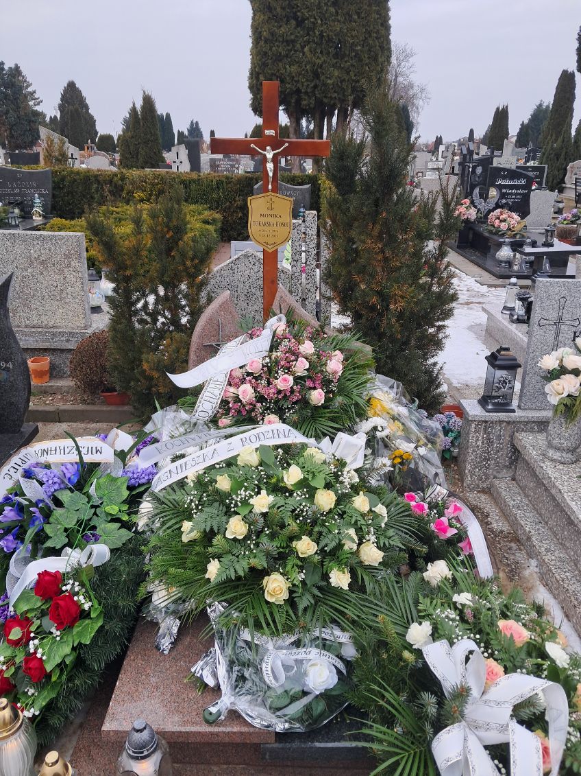Grób Monika Tokarska Hosoi
