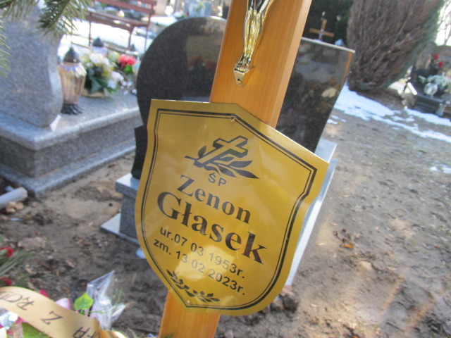 Artur Głasek 1975 Świdwin - Grobonet - Wyszukiwarka osób pochowanych