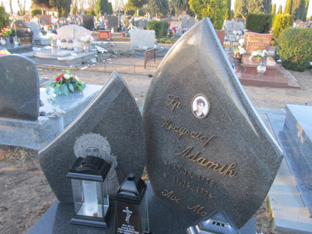 Krzysztof Adamik 1976 Świdwin - Grobonet - Wyszukiwarka osób pochowanych