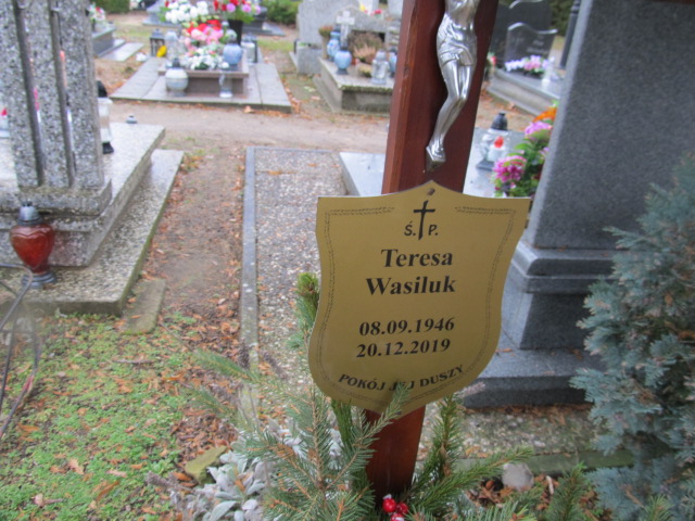 Teresa Wasiluk 1946 Świdwin - Grobonet - Wyszukiwarka osób pochowanych